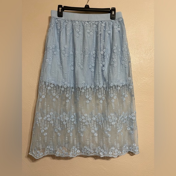 Chloah, size large, blue skirt - Picture 5 of 6